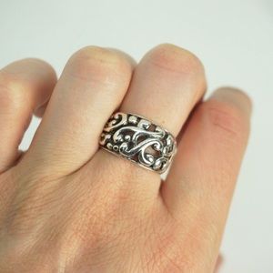 Sterling silver filigree ring